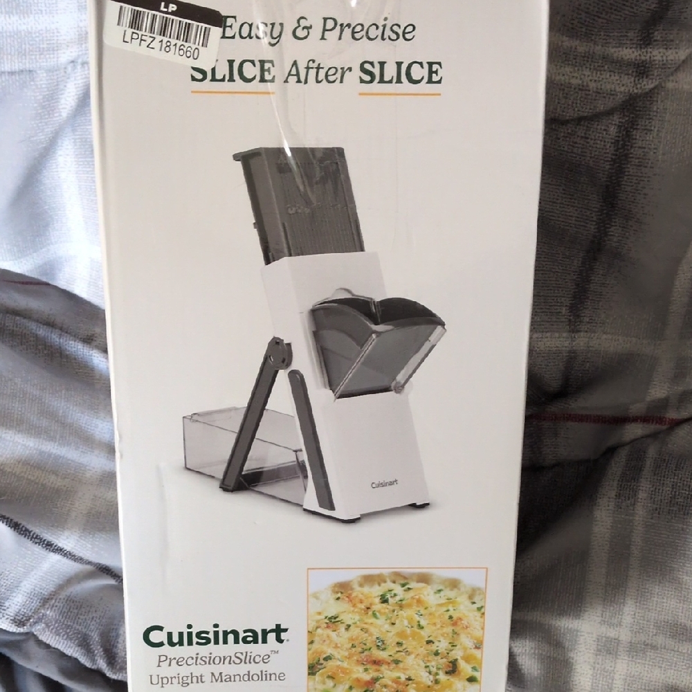 Cuisinart White and Black Mandoline Slicer